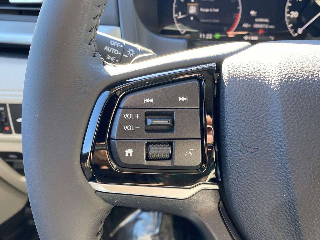 new 2026 Honda Odyssey car, priced at $45,705