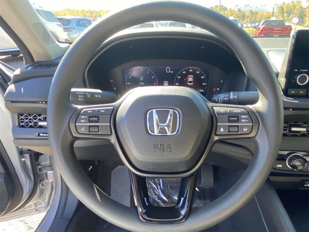 new 2025 Honda Accord car, priced at $31,755
