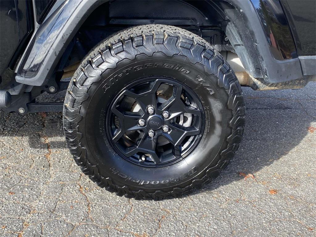 used 2021 Jeep Gladiator car, priced at $31,495