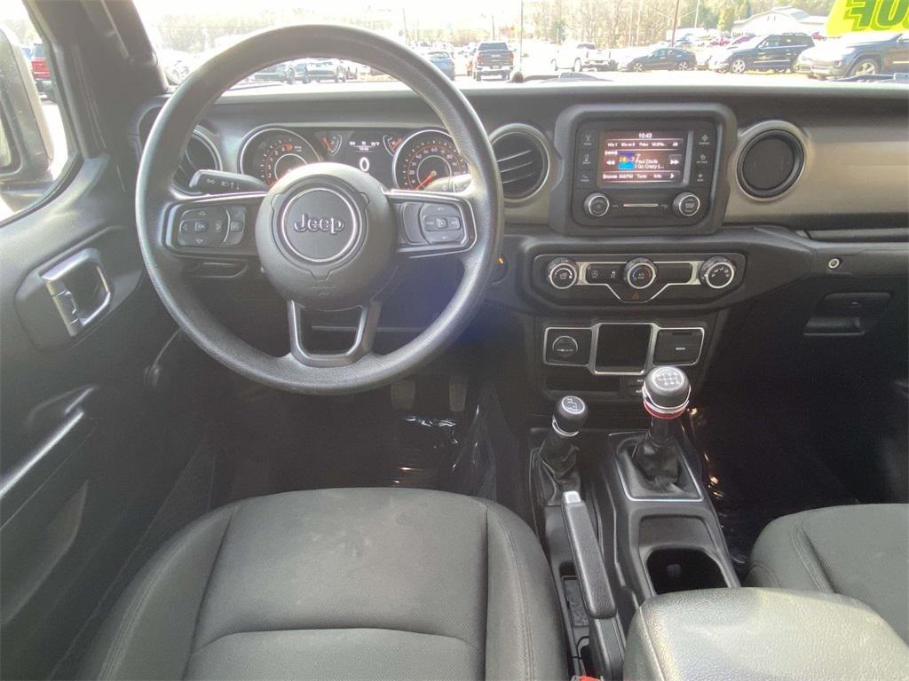 used 2021 Jeep Gladiator car, priced at $31,495