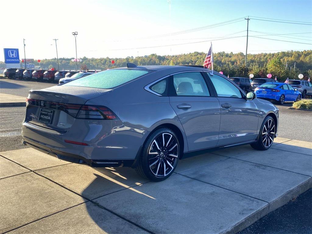 new 2025 Honda Accord Hybrid car, priced at $40,950