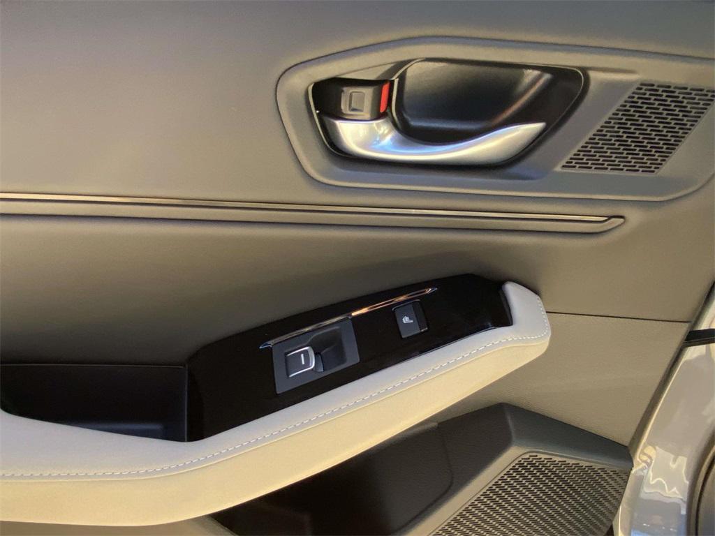 new 2025 Honda Accord Hybrid car, priced at $40,950