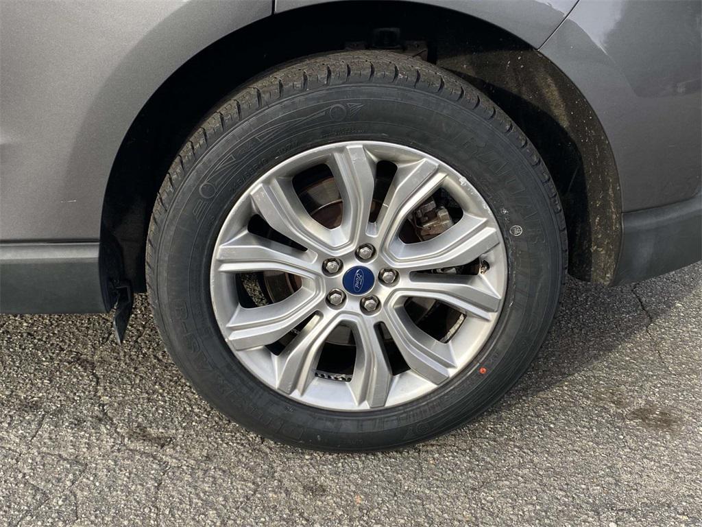 used 2022 Ford Edge car, priced at $22,654