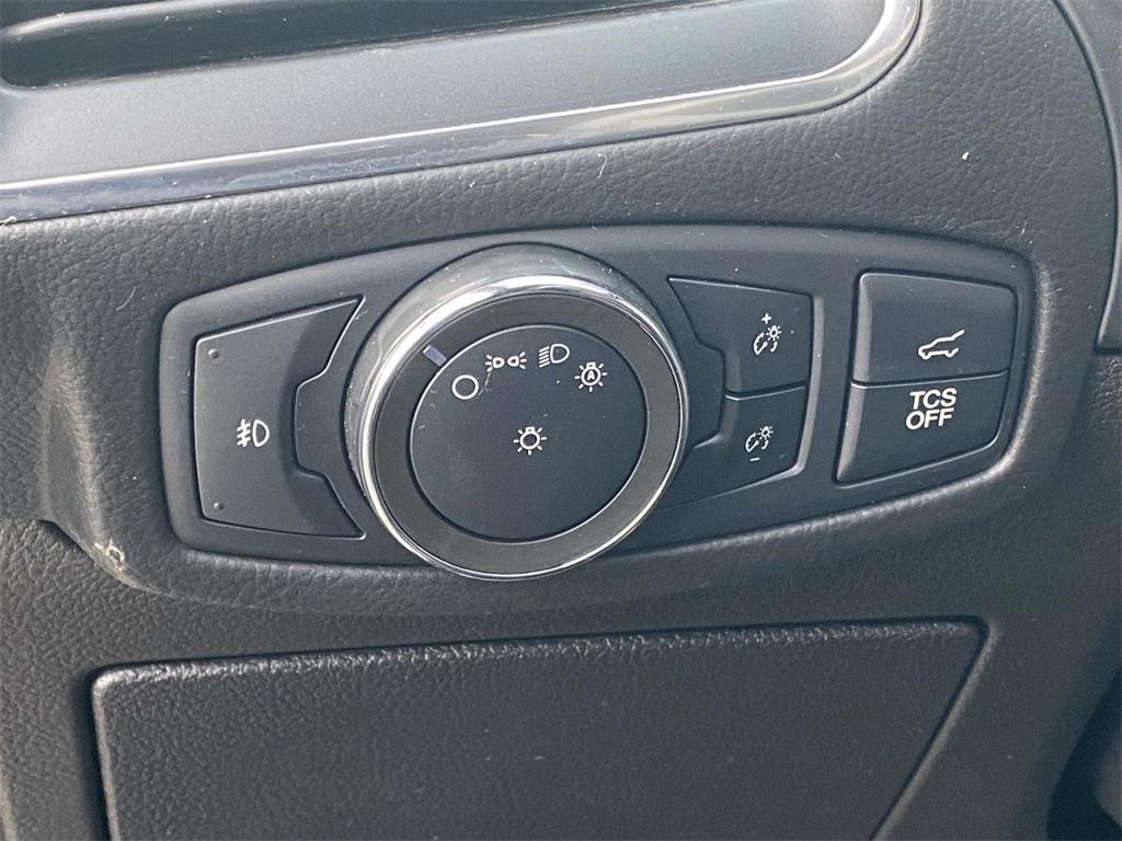 used 2022 Ford Edge car, priced at $22,654