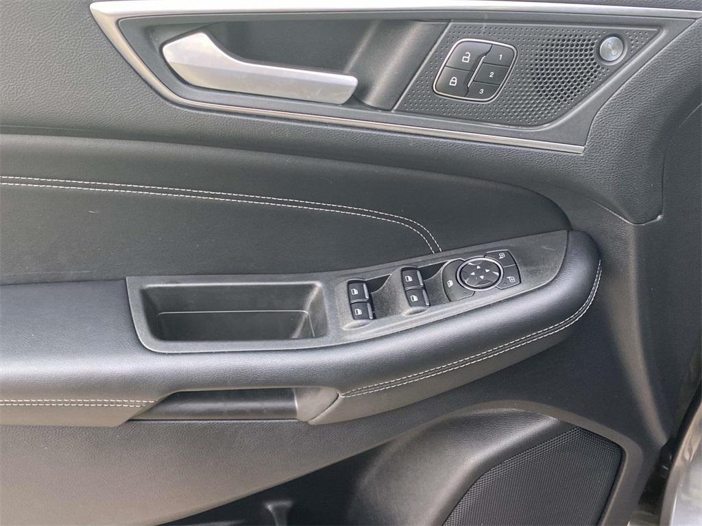 used 2022 Ford Edge car, priced at $22,654