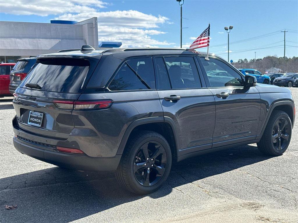 used 2022 Jeep Grand Cherokee car, priced at $28,675