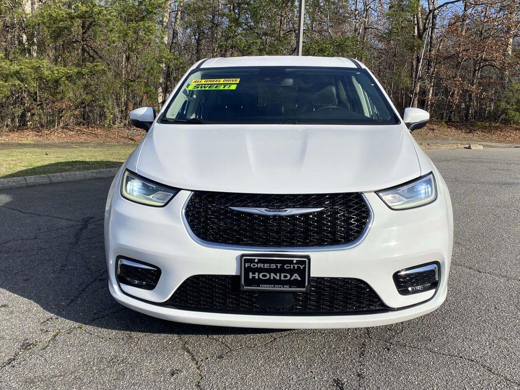 used 2023 Chrysler Pacifica car, priced at $27,521