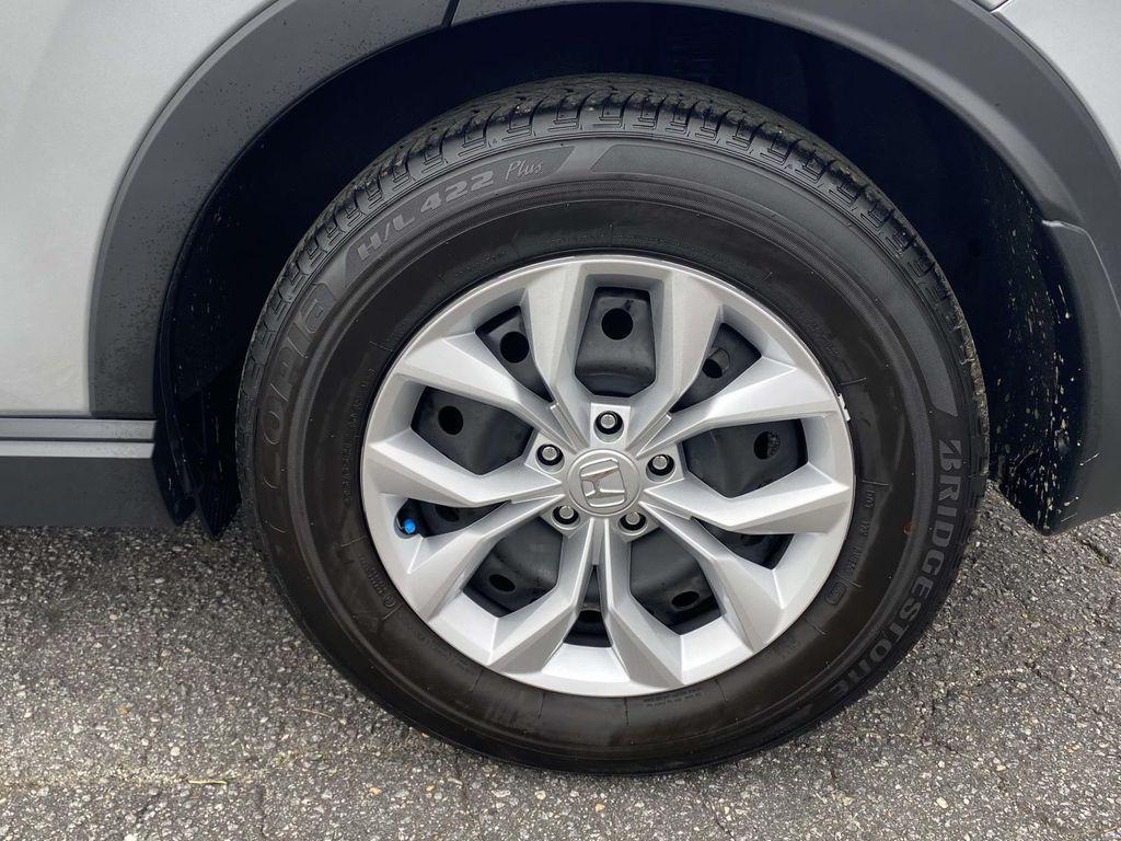 used 2025 Honda CR-V car, priced at $31,776