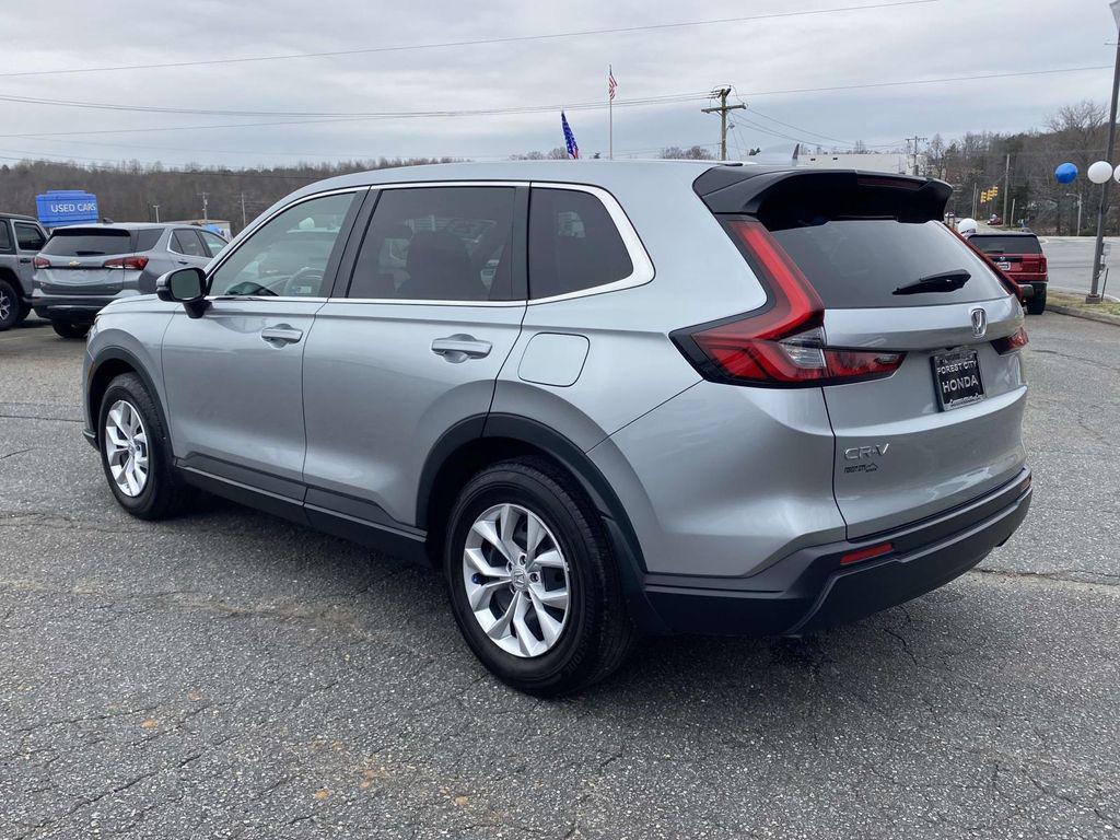 used 2025 Honda CR-V car, priced at $31,776