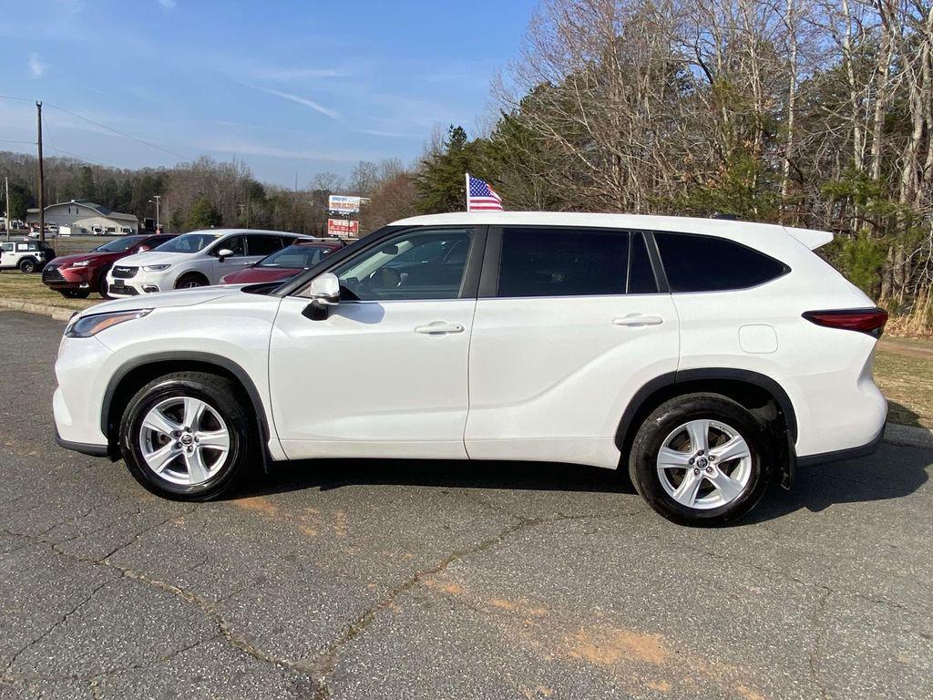 used 2023 Toyota Highlander car, priced at $35,081