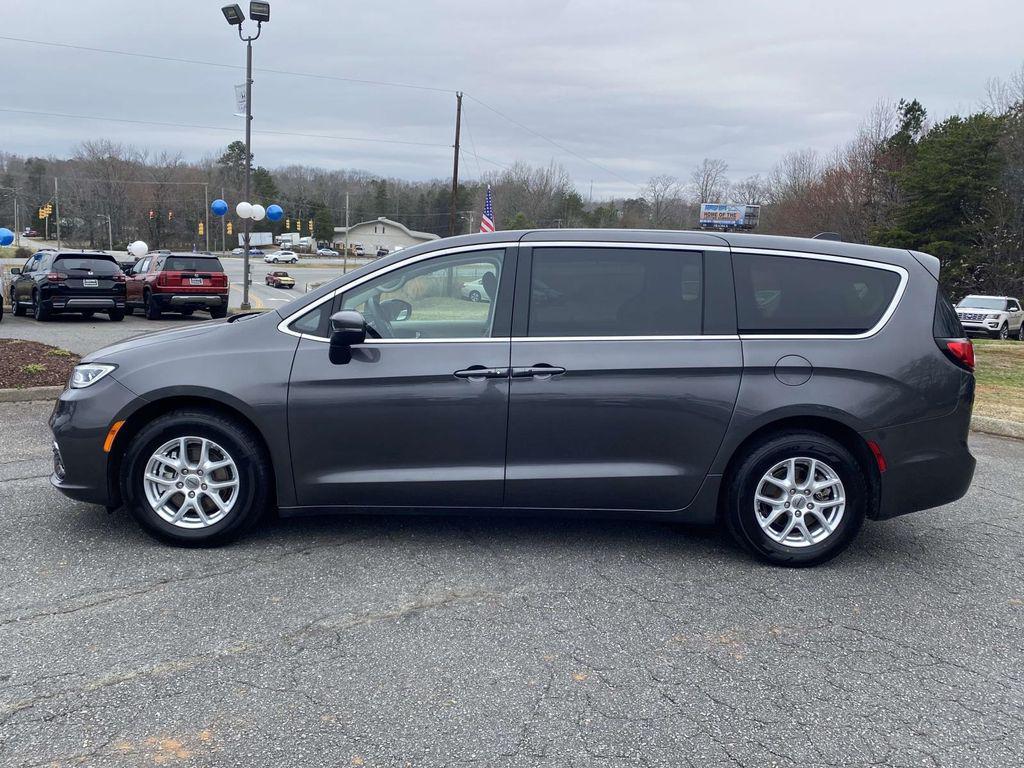 used 2023 Chrysler Pacifica car, priced at $26,567