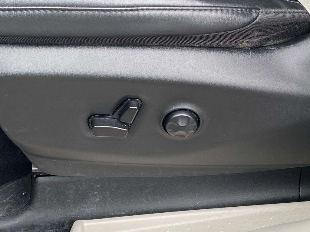 used 2023 Chrysler Pacifica car, priced at $26,567