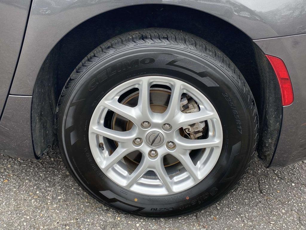 used 2023 Chrysler Pacifica car, priced at $26,567