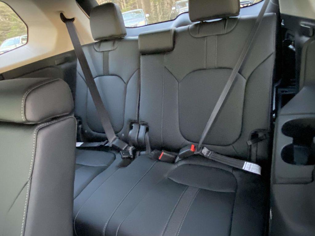 new 2026 Honda Pilot car, priced at $46,445