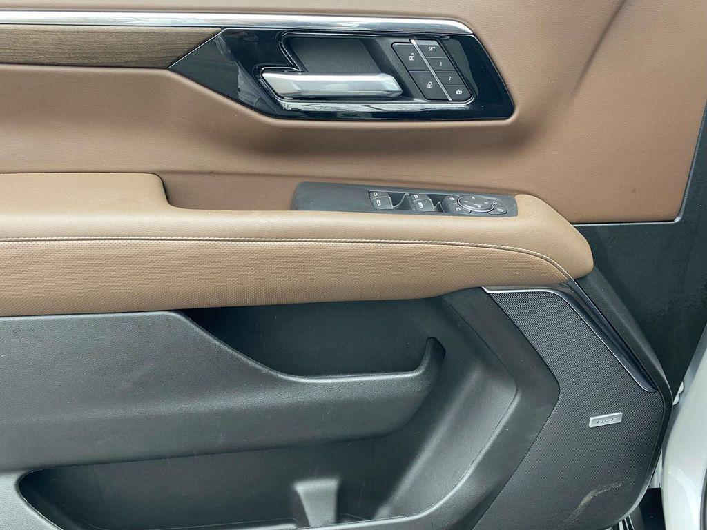used 2025 Chevrolet Suburban car, priced at $86,654