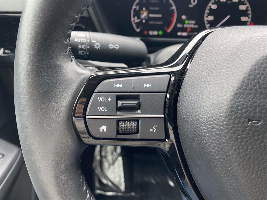 used 2024 Honda CR-V car, priced at $29,996