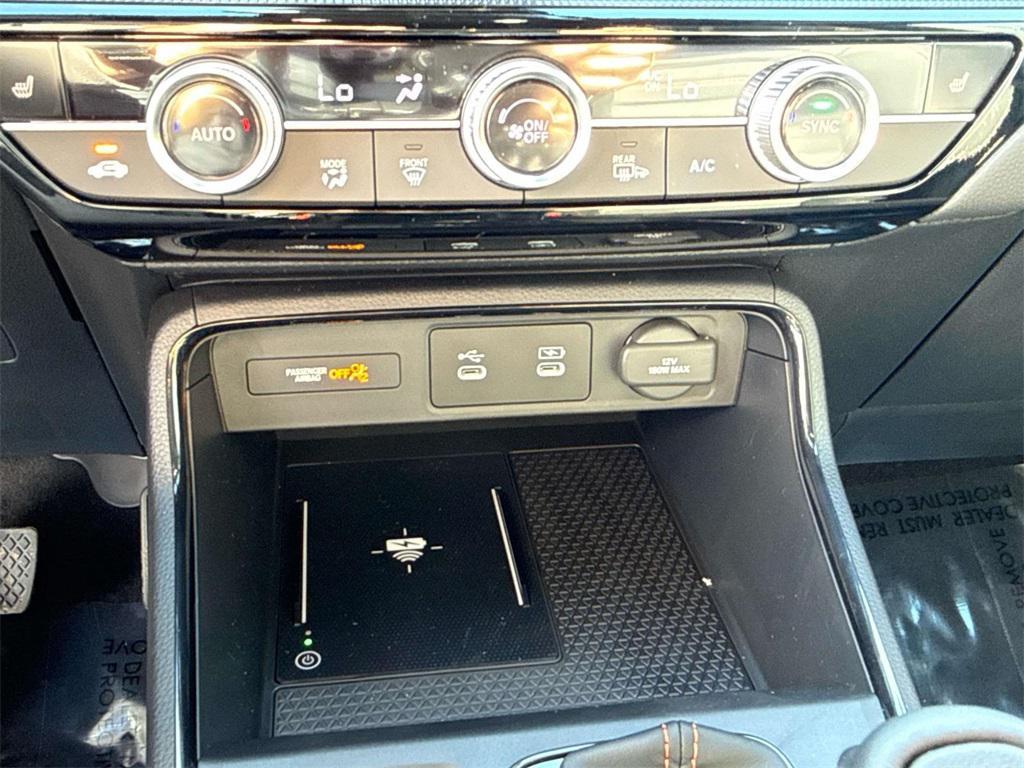 new 2026 Honda CR-V Hybrid car, priced at $43,700