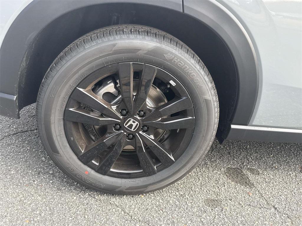 new 2026 Honda HR-V car, priced at $29,905