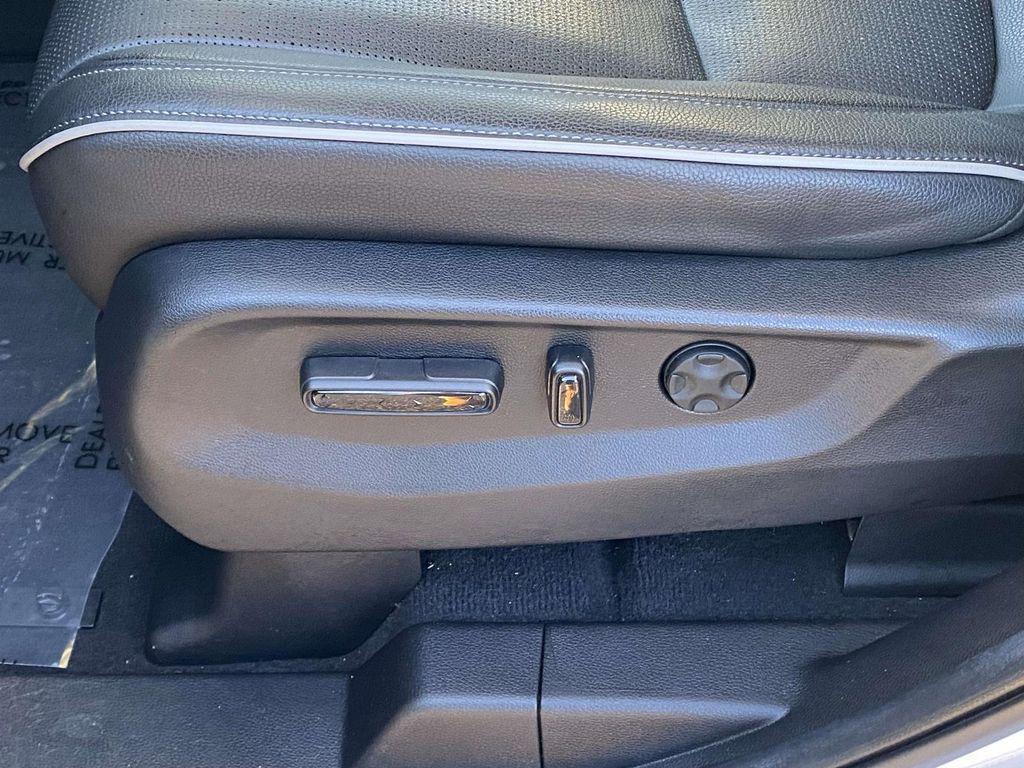 used 2025 Honda Odyssey car, priced at $43,283