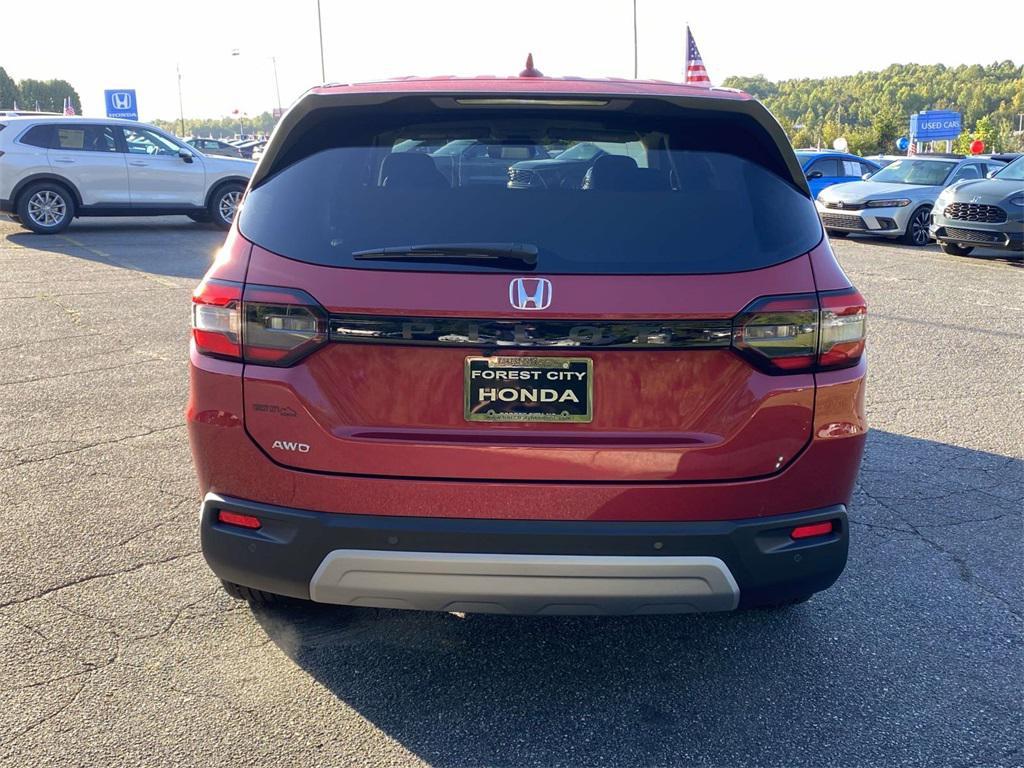 new 2025 Honda Pilot car, priced at $47,550
