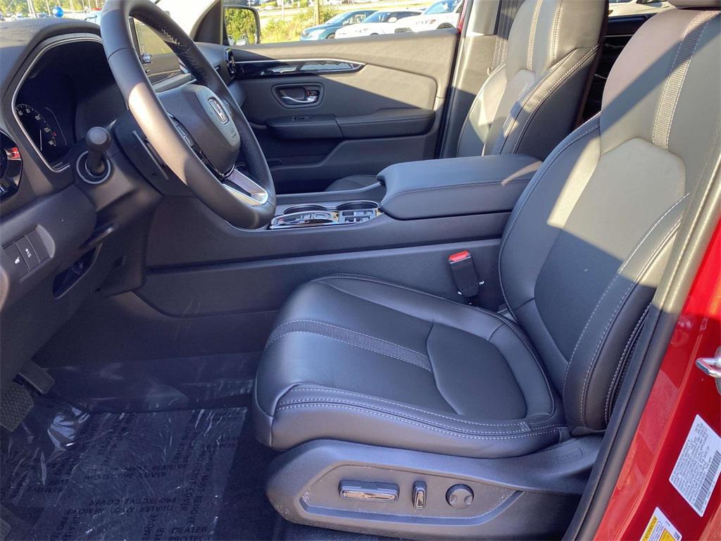 new 2025 Honda Pilot car, priced at $47,550