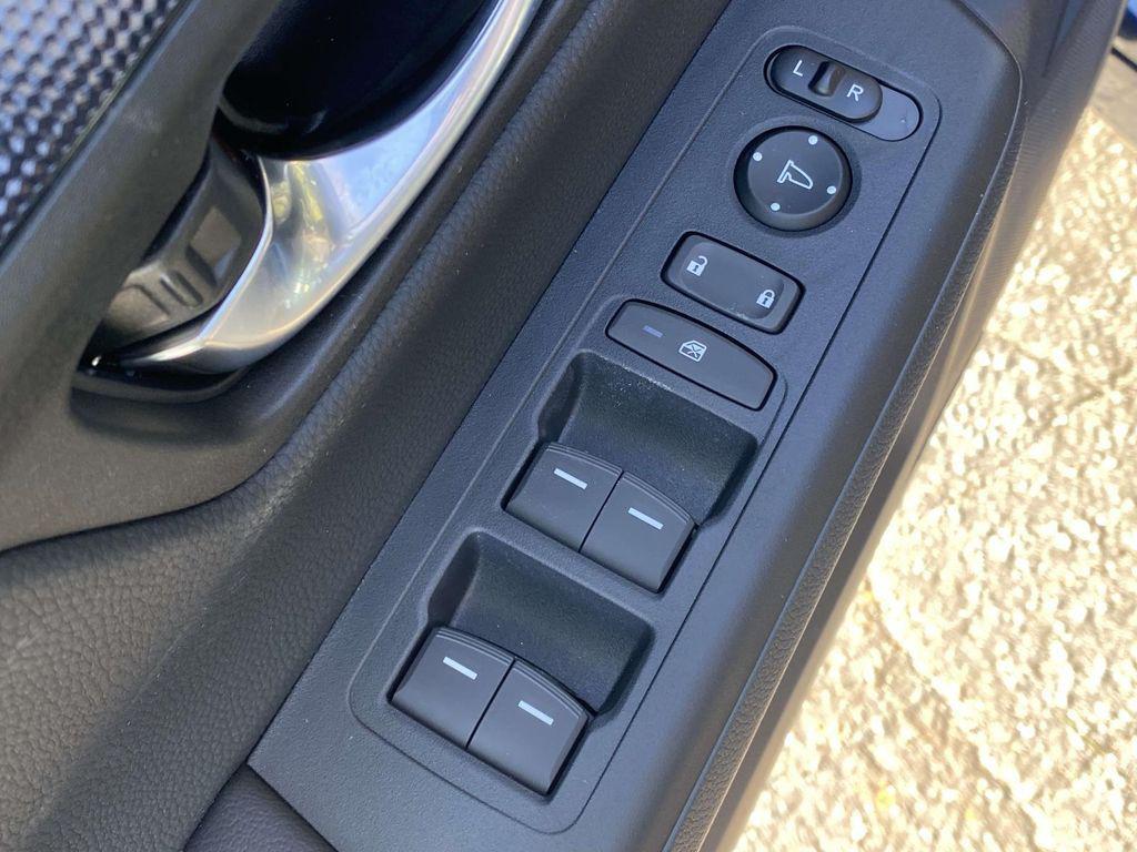 new 2026 Honda CR-V Hybrid car, priced at $41,675