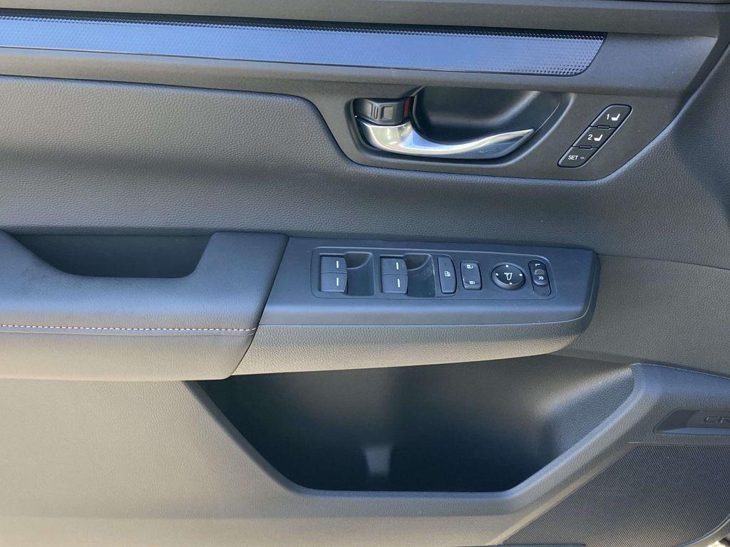 new 2026 Honda CR-V Hybrid car, priced at $41,675