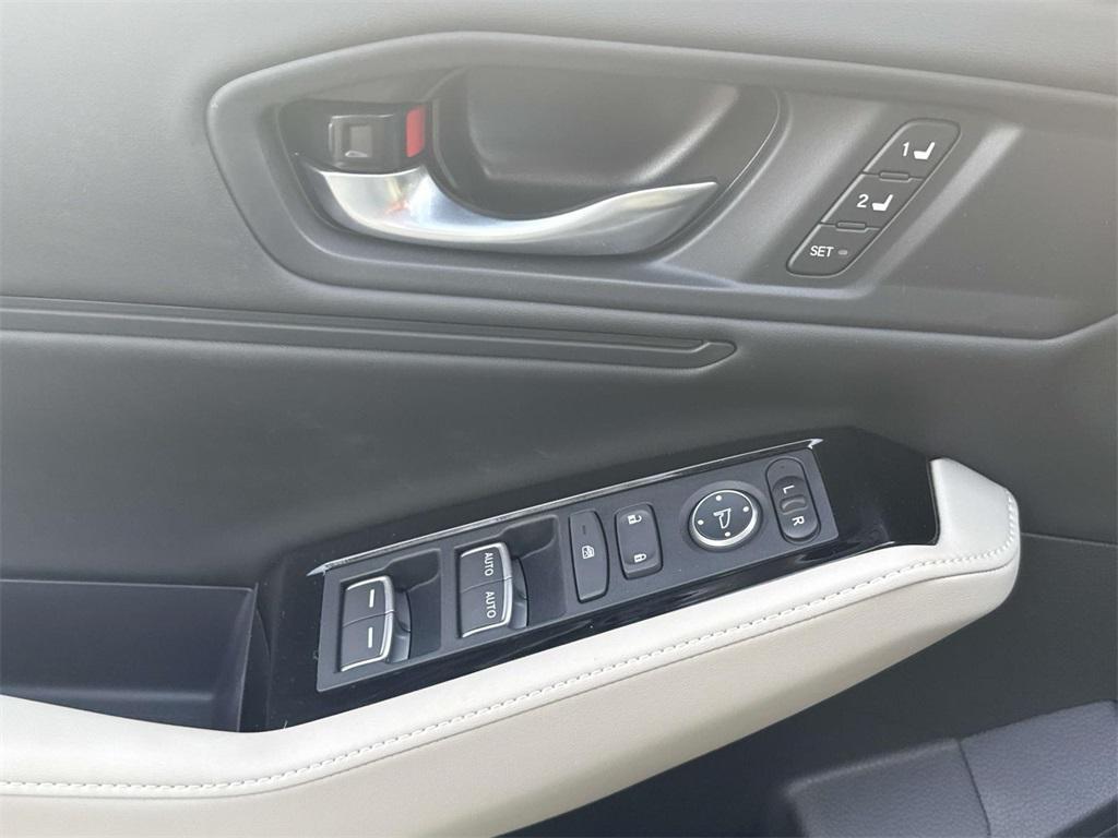 new 2025 Honda Accord Hybrid car, priced at $40,950