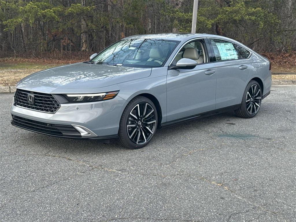 new 2025 Honda Accord Hybrid car, priced at $40,950