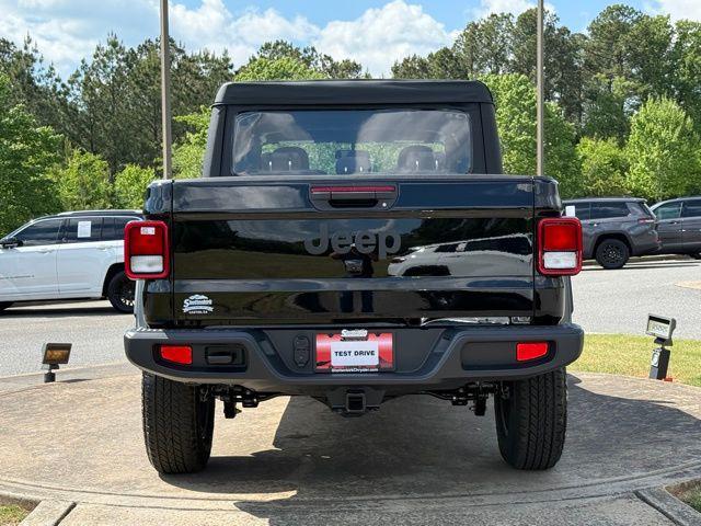 new 2026 Jeep Gladiator car, priced at $39,375
