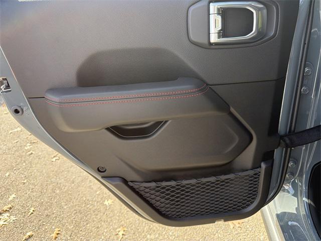 new 2026 Jeep Gladiator car, priced at $53,820