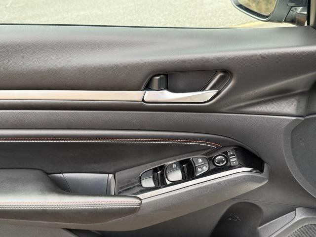 used 2023 Nissan Altima car, priced at $21,611