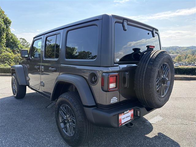 new 2026 Jeep Wrangler car, priced at $42,225