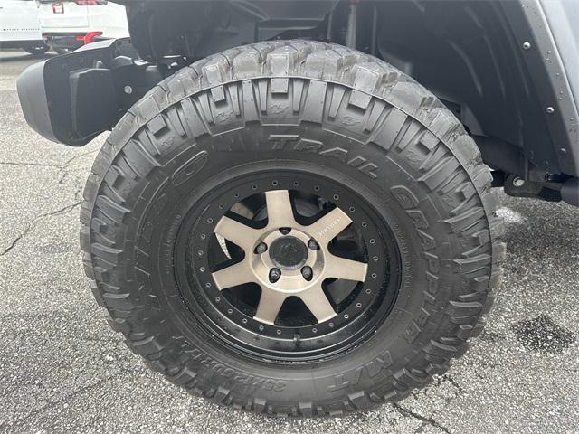 new 2023 Jeep Gladiator car, priced at $50,000