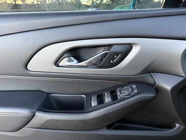 used 2020 Chevrolet Traverse car, priced at $16,588