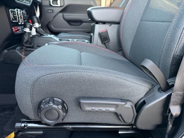 new 2026 Jeep Wrangler car, priced at $48,913