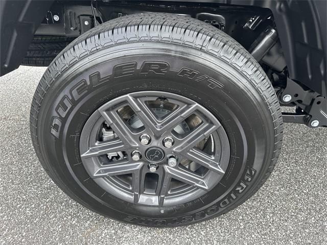 new 2025 Jeep Gladiator car, priced at $38,775