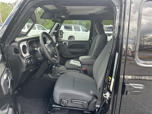 new 2025 Jeep Gladiator car, priced at $38,775