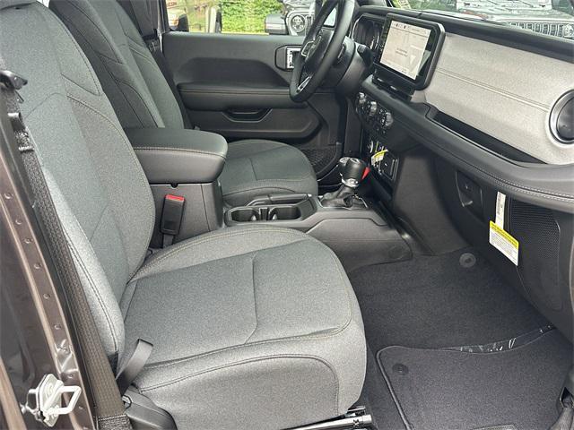 new 2025 Jeep Wrangler car, priced at $43,908