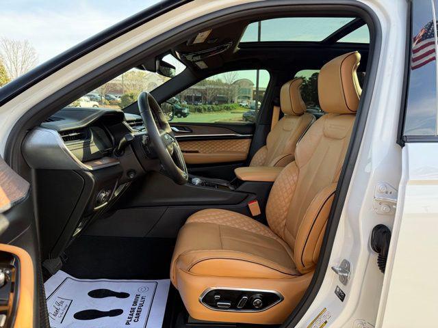 used 2023 Jeep Grand Cherokee car, priced at $38,906