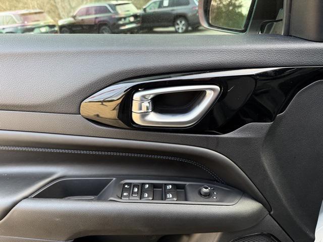 new 2026 Jeep Compass car, priced at $27,985