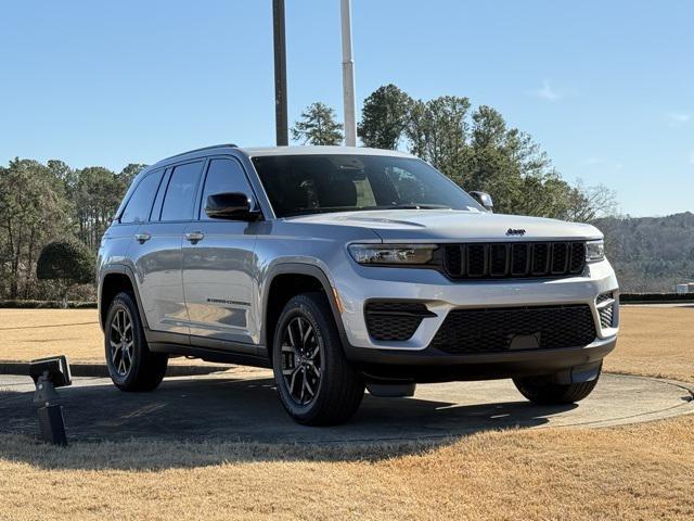 new 2025 Jeep Grand Cherokee car, priced at $36,730