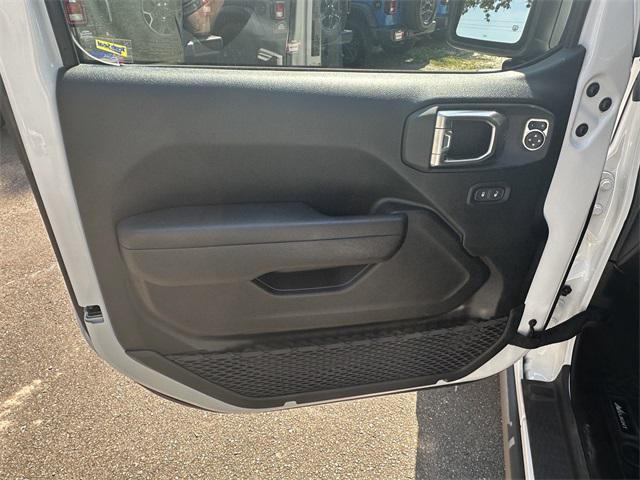 used 2023 Jeep Gladiator car, priced at $37,399