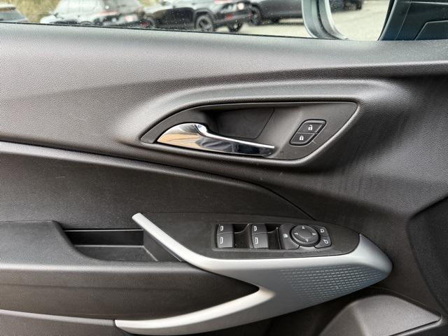 used 2025 Chevrolet Trax car, priced at $20,900