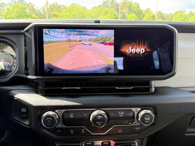new 2026 Jeep Gladiator car, priced at $39,260