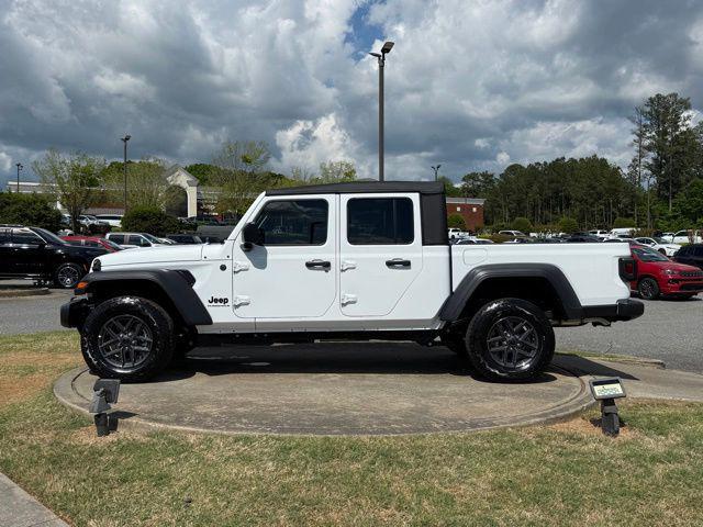 new 2026 Jeep Gladiator car, priced at $39,260