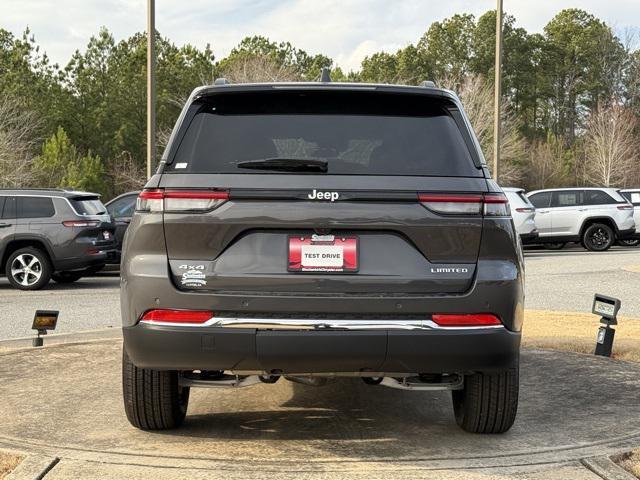 new 2025 Jeep Grand Cherokee car, priced at $40,908
