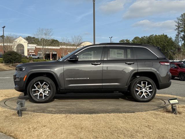 new 2025 Jeep Grand Cherokee car, priced at $40,908