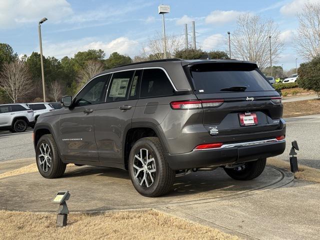new 2025 Jeep Grand Cherokee car, priced at $40,908