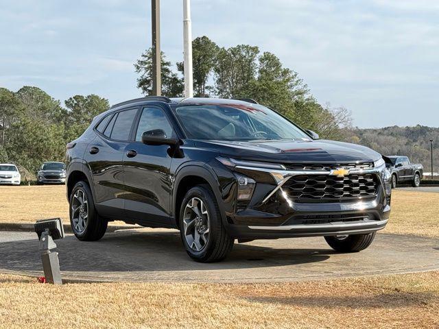 used 2025 Chevrolet Trax car, priced at $20,210